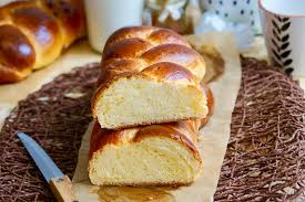 Brioche Tressee Moelleuse A La Mie Filante Aux Delices Du Palais