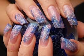 Cette technique s´applique, soit sur une prothèse ou tout simplement sur un ongle naturel. La Technique De Pose D Ongles En Resine Et Poudre Manucure Repentigny