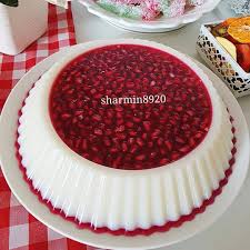10 3 K Mentions J Aime 63 Commentaires ژله مجلسی Zhele Majlesi Sur Instagram ژله شیر با ژله انار و دونه های انار ژله شیر Persian Food Desserts Food