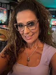 Isabel Breen's Instagram, Twitter & Facebook