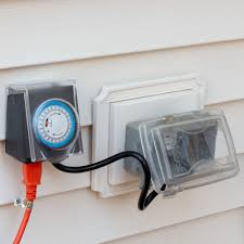 Canarm Outdoor Minute Electric Mechanical Timer Switch Christmas Lights And Patio With Waterproof Cover Discontinued No Longer Available Outdoor Lighting Design Diy Outdoor Lighting Outdoor Light Fixtures