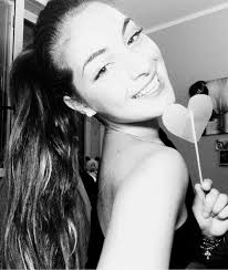 Sara Caputo (@Sara_Caputo)