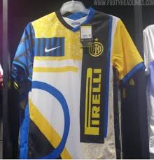 Quarto equipamento stadium inter de milão 2021/22. Com Novo Escudo Vaza Suposta Nova Camisa Da Inter De Milao Imagens Fortes Brasil Mundial Fc Ge