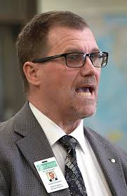 Marty Brewer's Instagram, Twitter & Facebook