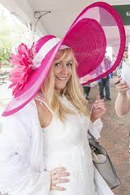 23 Of The Best Hats We Saw On Kentucky Derby Weekend Derby Outfits Kentucky Derby Outfit Kentucky Derby Hats