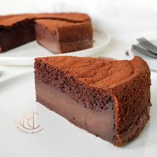 Gateau Magique Au Chocolat Mes Delicieuses Creations En 2020 Gateau Magique Chocolat Moelleux Au Chocolat Recette Gateau Chocolat