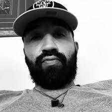 Cody Titus's Instagram, Twitter & Facebook