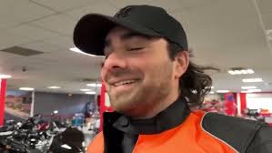 Présentation de 211 Motorcycles avec Akramjunior !