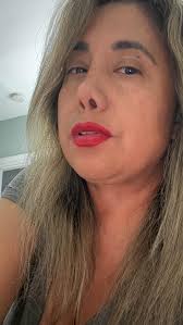 More than anything in this world I love to sleep.. I could stay in bed all  day and do nothing #lazy #lazysundaymorning #happyday