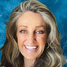 Sandra Ginsberg's Instagram, Twitter & Facebook