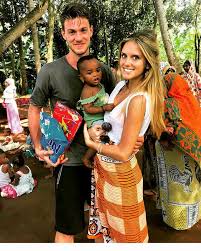 Born 29 july 1994) is an italian professional footballer who plays as a centre back for serie a club cagliari, on loan from juventus. Pic Daniele Rugani Dan Sang Kekasih Juventini Forever Facebook