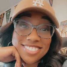 Chanelle Green's Instagram, Twitter & Facebook