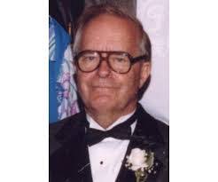 Kenneth Crowell's Instagram, Twitter & Facebook