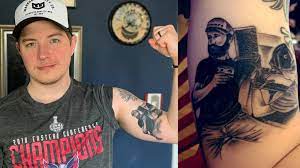 Découvrez tout ce que mathieu perreault (perreaultmathieu) a découvert sur pinterest, la plus grande collection d'idées au monde. Capitals Fan Shows Off Ink Of Connolly Getting Tattoo Eating Pizza
