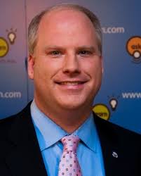 File:Dustin McDaniel 2010 (cropped).jpg