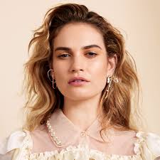 Lily james continued to channel pamela anderson on the set of the upcoming hulu series just days after the famous model reportedly slammed the show as a cheap knockoff.. Lily James Is Ready To Be Seen As More Than A Disney Princess The Good Issue Allure