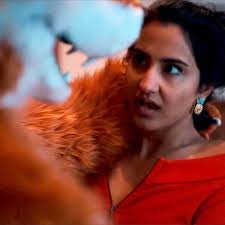 Edwina Bond's Instagram, Twitter & Facebook