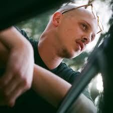 Georgie Curran Film Director/Editor