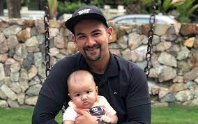 Scene dlm cinta bukan kristal. Tonton Cinta Bukan Kristal Episod 28