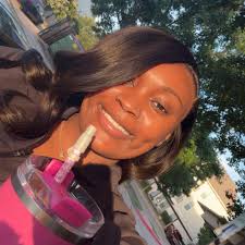 I can eat a total count of 46 slim jims by myself😭