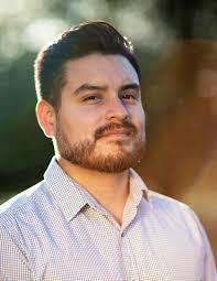 Zachary Self's Instagram, Twitter & Facebook