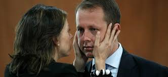 Former Colombian minister found guilty of embezzling $25M