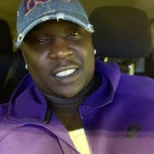 Lonnie Ratliff's Instagram, Twitter & Facebook