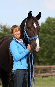 Rond zijn veertiende jaar begon hij actief met paardrijden. Anky Op Radio 1 Over Kritiek Op Paardensport Oplossing Ligt In Voorlichting Horses Nl