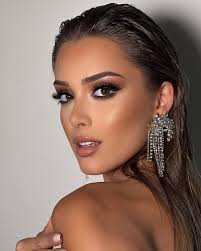 Internacionales El bello rostro de Telma Madeira, Miss Portugal 2022 rumbo  a Miss Universo 2022. 22 años|1.75 de estatura Fue top 8 en Miss Earth 2018