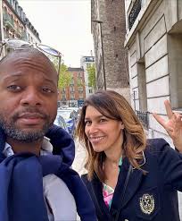 L'Art de Tisser des Relations Durables : Ma Véritable Source de Fierté  professionnelle Observer l'épanouissement et la réussite dans des carrières  brillantes est non seulement une source de fierté,…