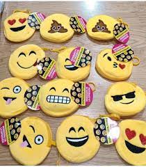 Compra ya tu 👛🔑🐻 MONEDERO LLAVERO DE PELUCHE EMOJI 🐻🔑👛 por solo 2,50 €