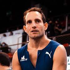 The olympic record holder, renaud lavillenie is only 5'10 in a sport where most athletes are 6'3″+. Renaud Lavillenie On Twitter So Grateful Thanks A Lot And Thanks To My Mate Samkendricks Mondohoss600