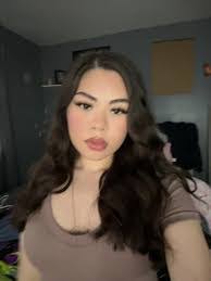 Jasmine Mora's Instagram, Twitter & Facebook