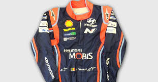 Explore tweets of thierry neuville @thierryneuville on twitter. Rennfahrer Thierry Neuville Stiftet Seinen Hyundai Rennanzug