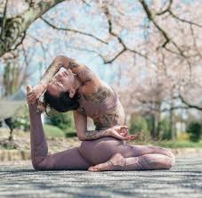 Power Yoga Poses With Pictures Yoga Poses Advanced Advanced Yoga Yoga Poses