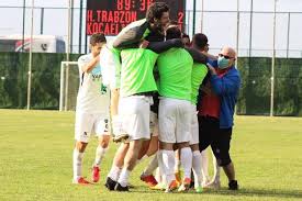 İki̇nci̇ lig kırmızı grup'ta sakaryaspor, kendi sahasında ağırladığı kocaelispor'u gol yağmuruna tuttu: Wx7pf9midxcvdm