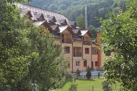 A seasonal outdoor swimming pool and massages are also available. Complex Turistic Cristal 4 Slanic Moldova Romania Oferta Cazare