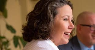 Marissa Elkins's Instagram, Twitter & Facebook