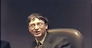 For all practical purposes, at the time navigator was the only publicly available web browser, so it enjoyed a period of virtually zero competition. Sept 28 1998 Internet Explorer Leaves Netscape In Its Wake Wired