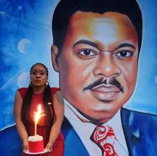 Tribute to parents with african granite stone