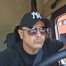 🌍] Toujours autant fasciné par l'étonnant « regard » du Nannospalax  leucodon ! Un rat-taupe qui a perdu l'usage de la vue à cause de sa vie  souterraine, et dont les yeux