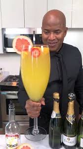 Oct 18, 2020 · ingredients 1 ½ ounces apple cider ½ ounce caramel vodka 6 ounces champagne Tipsy Bartender The Giant Mimosa Facebook