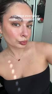 Tabitha Griffin's Instagram, Twitter & Facebook