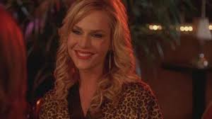 I've always been a huge fan of the show — i've seen every episode. Desperate Housewives Le Role De Julie Benz Dexter Prolonge Premiere Fr