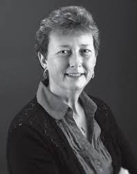 Daphne Green's Instagram, Twitter & Facebook