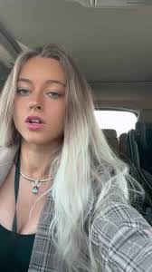 Hannah Dunlap's Instagram, Twitter & Facebook