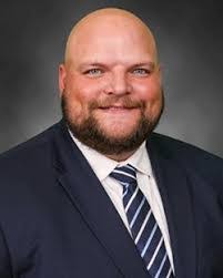 Justin Putney's Instagram, Twitter & Facebook