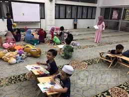 Ikhwantv official 4.542 views1 months ago. Masjid Mesra Kanak Kanak Mudahkan Ibu Bapa Solat Tarawih