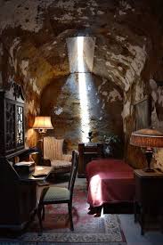 Steiger reportedly refused the producers' first offer to star in this film because he thought the initial screenplay inappropriately romanticized capone. Al Capone S Prison Cell Alcatraz Federal Penitentiary Alcatraz Island San Francisco Bay California Eastern State Penitentiary Al Capone Decor