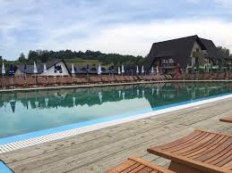 Dimensiunea piscinei fiind de 12m lungime și 6 m lătime. Cazare Bucovina Pensiuni Bucovina Cacica Casa Domneasca